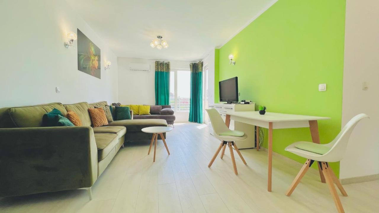 Bratanov Asteria Family Apartament