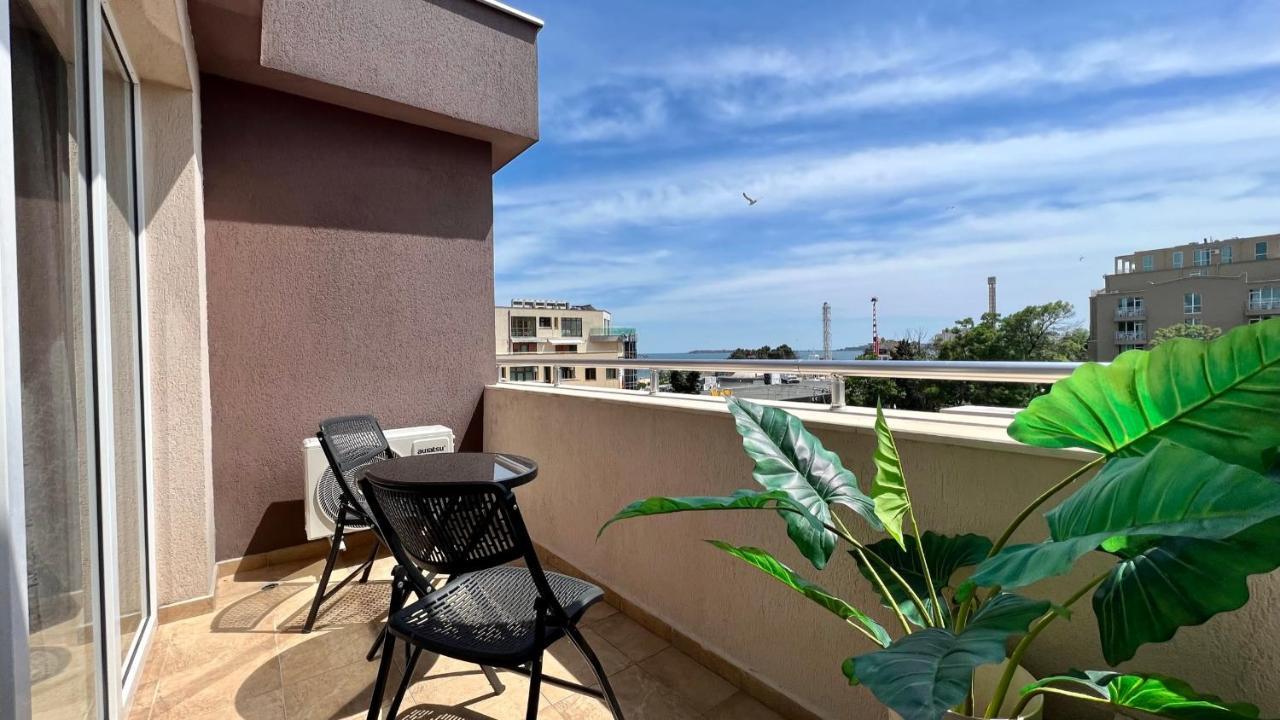 Bratanov Asteria Family Apartament